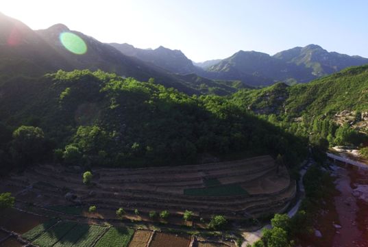 位于太行山深处的山咀头村