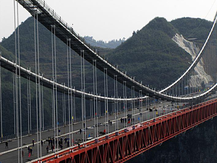 中国著名的吊桥图片