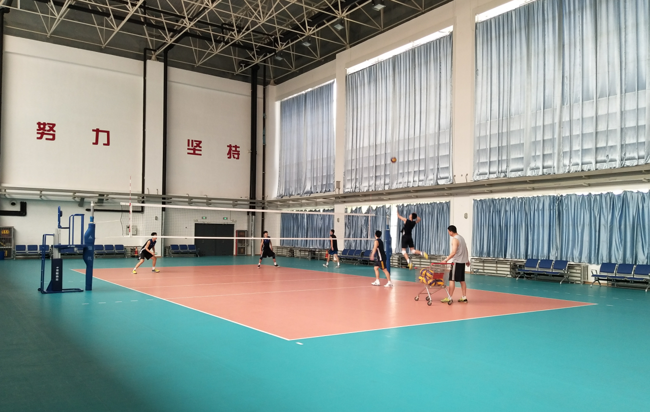 国家少年男子排球队在潍坊市体校进行第一阶段集训