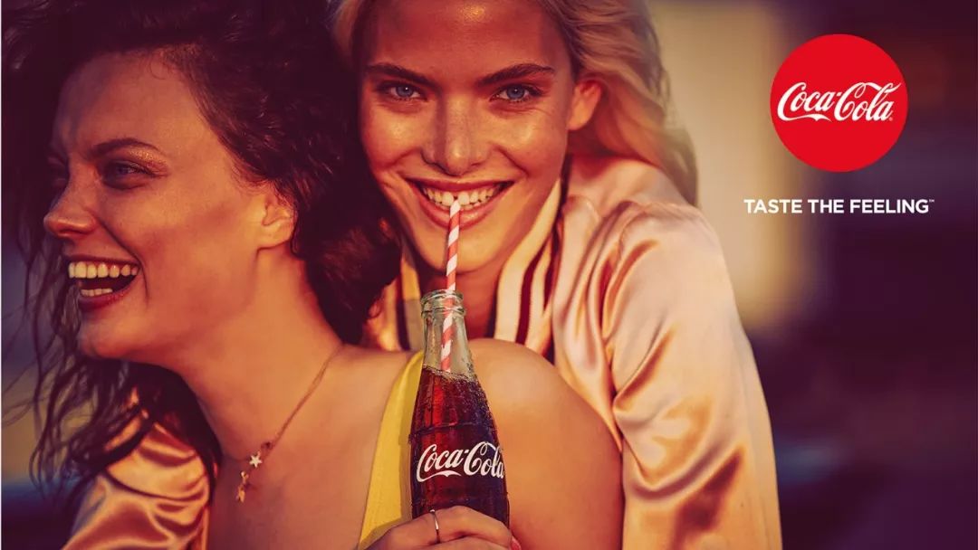 可口可乐广告女孩图片