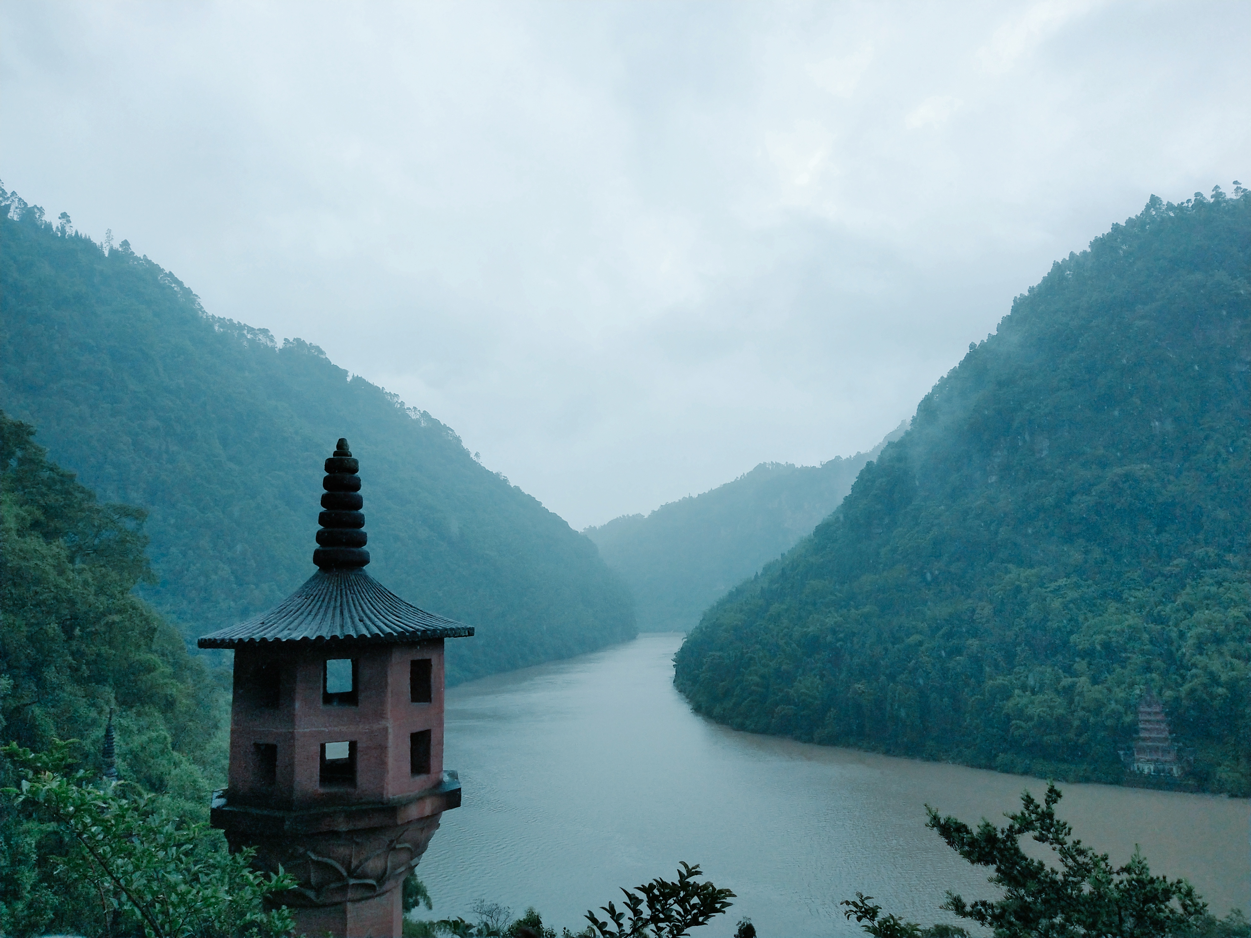 眉山槽渔滩风景区图片