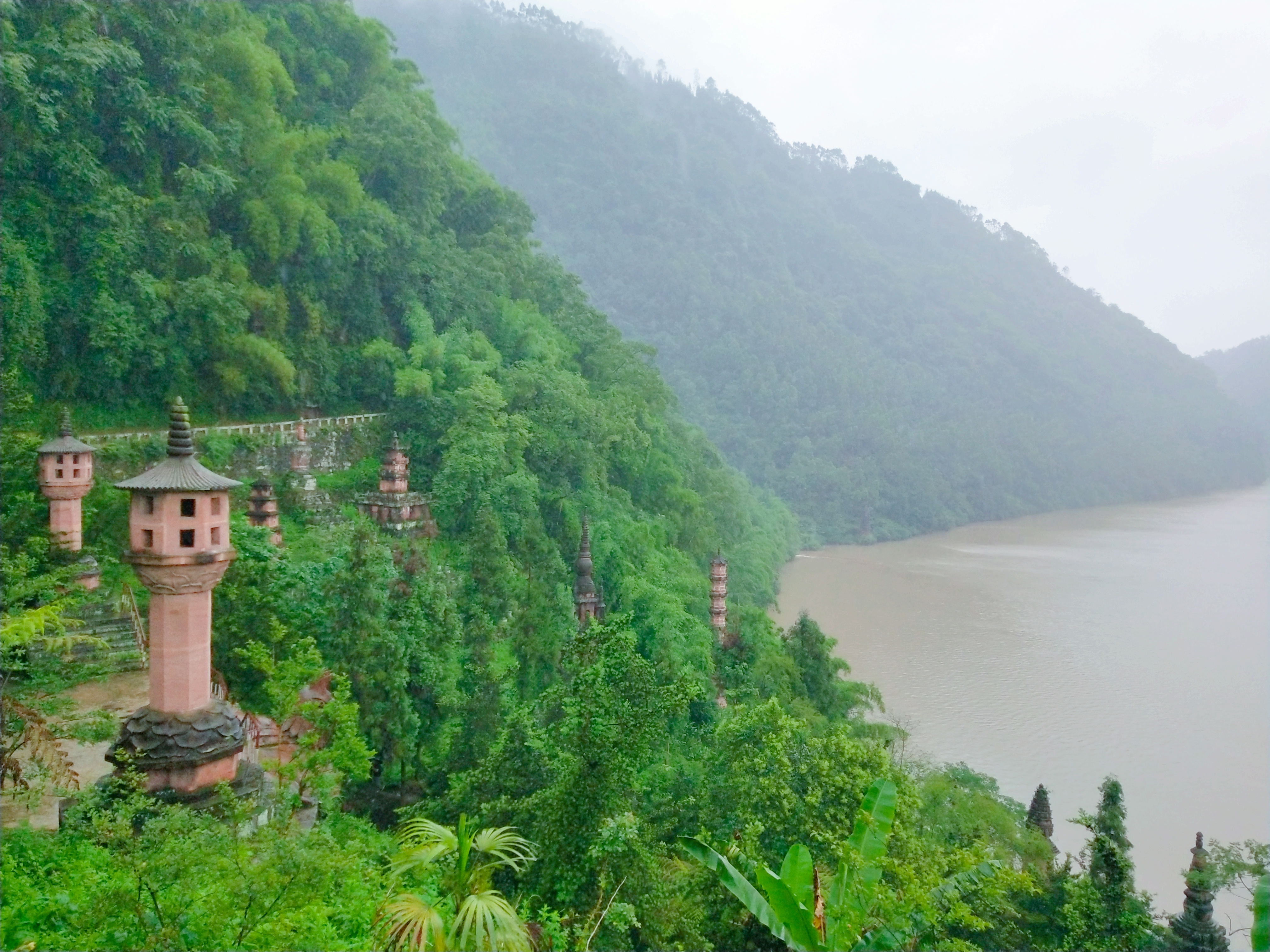 眉山槽渔滩风景区图片