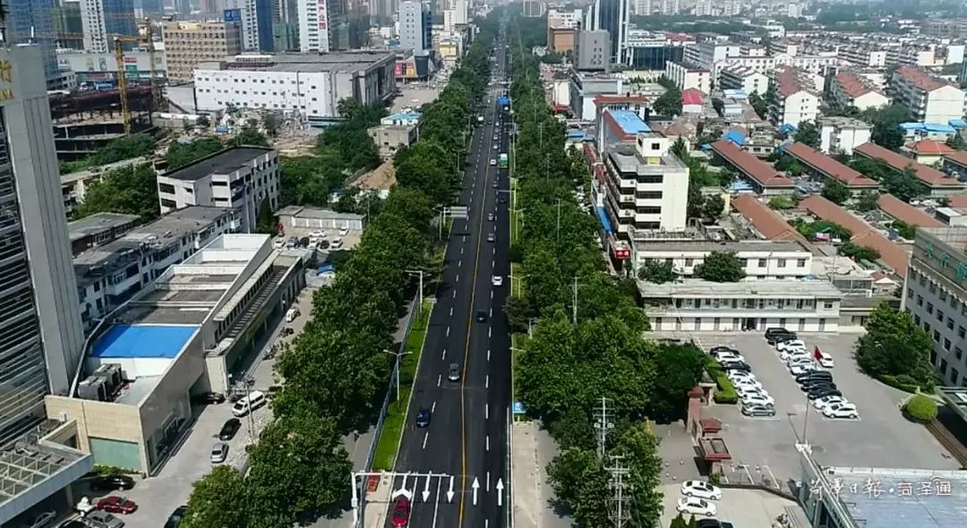 航拍改造後的菏澤中華路雙向四車道通車了帶你搶先看效果