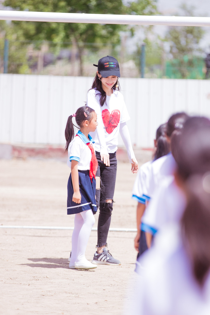 杨颖小学照片图片