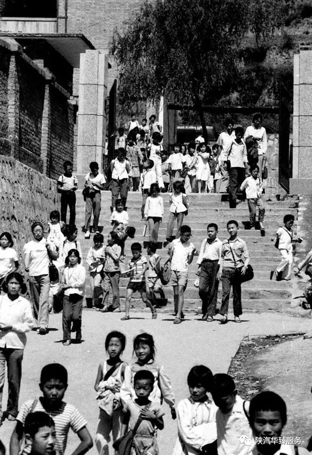 60年代小学生老照片图片