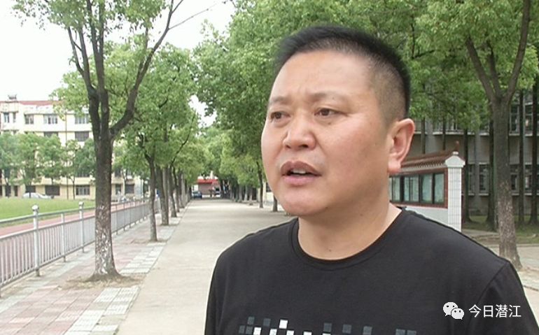 渔洋镇渔洋中学党支部书记金升文说'授人以渔'又是源于'授人以鱼不