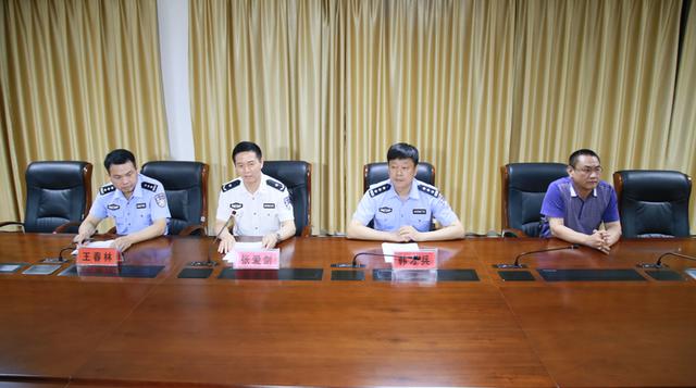 鄂州市公安局立即成立由韩才兵任组长,由鄂城区公安分局副局长李洪生