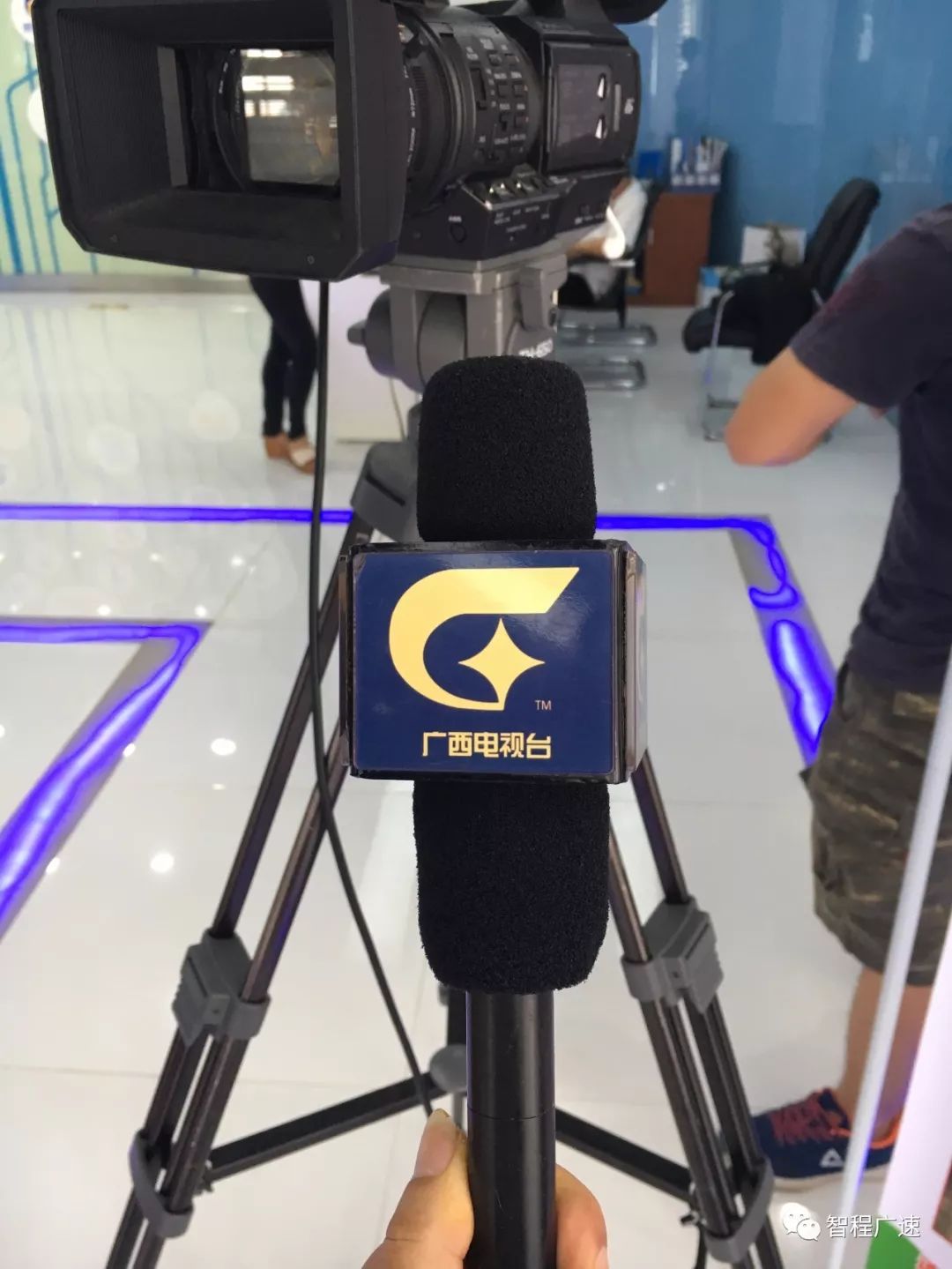 广西电视台八桂新风采图片