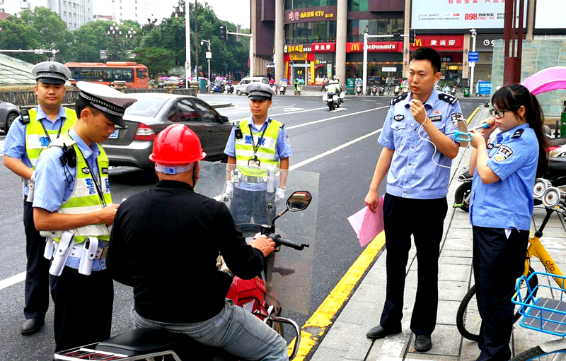 常德交警直屬一大隊開展