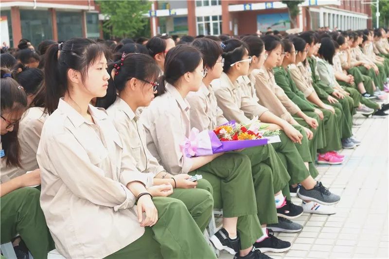 广饶一中校花图片