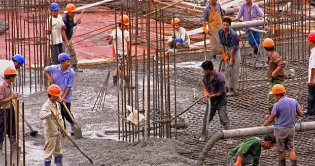 農村青年不願去建築工地上班,建築行業基層工人老齡化如何應對?