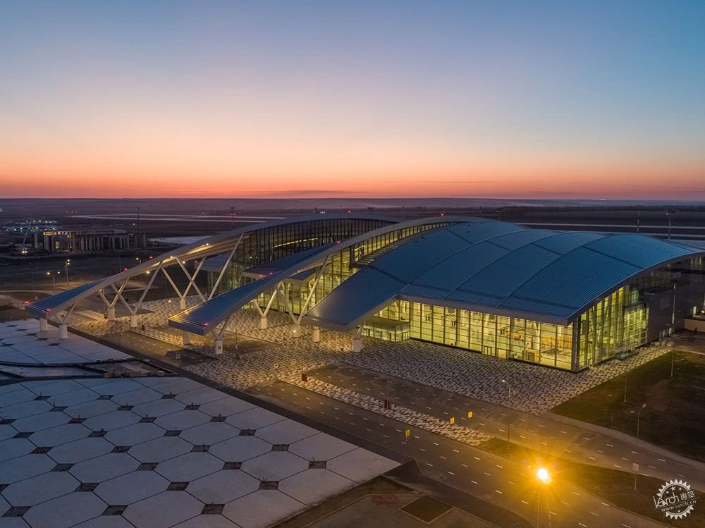 图波列夫机场图片