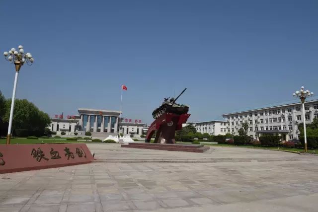 北京装甲兵工程学院图片