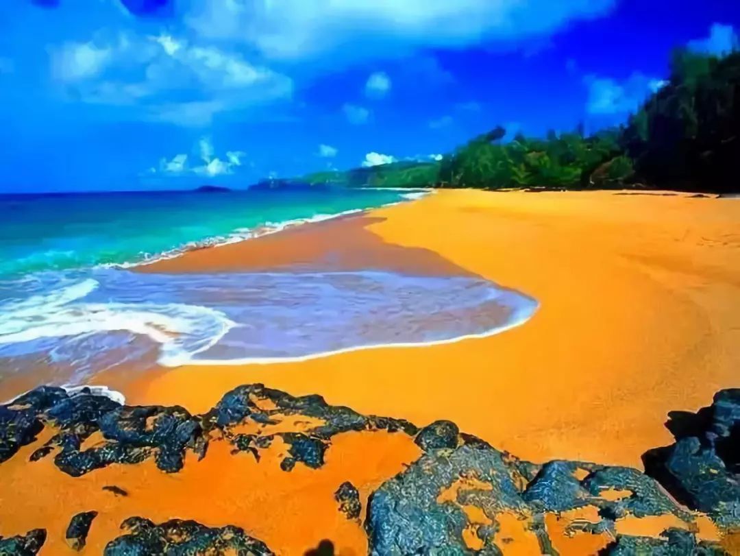 沙滩专辑｜盘点10处世界之最的各色沙滩_沙子
