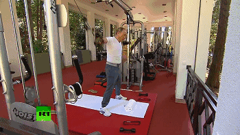 日理万机的普京总统每天坚持锻炼你还敢说你没时间健身吗