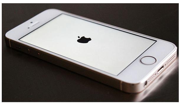 重庆哪里可以修理苹果手机白苹果的