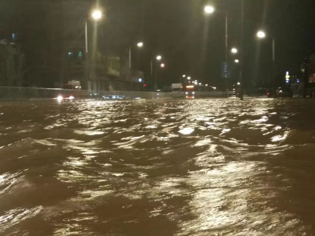 68日廣州超級大暴雨大九佛淪陷了