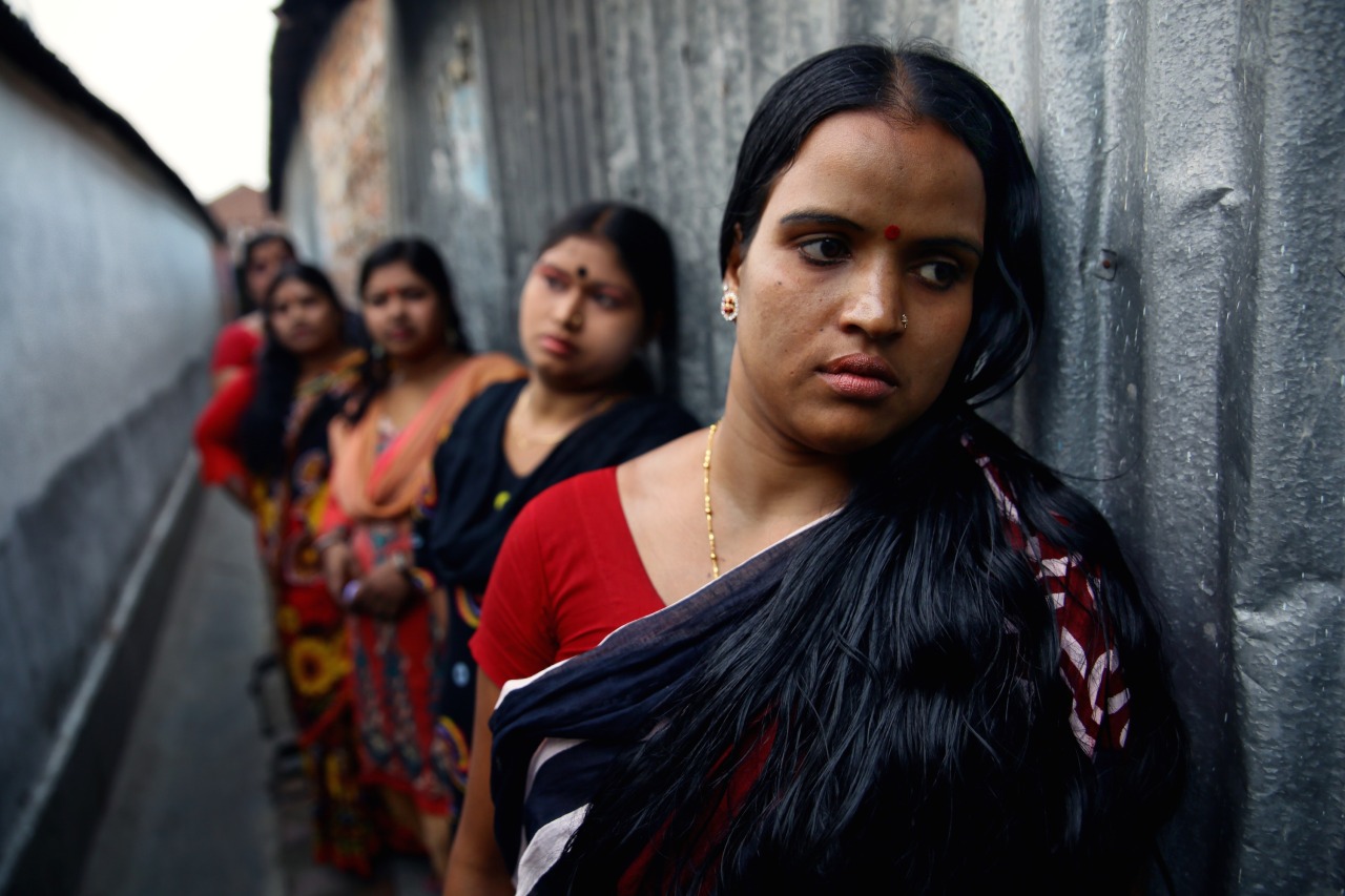 印度女性的黑暗世界,探访红灯区,16岁少女成为头牌角色