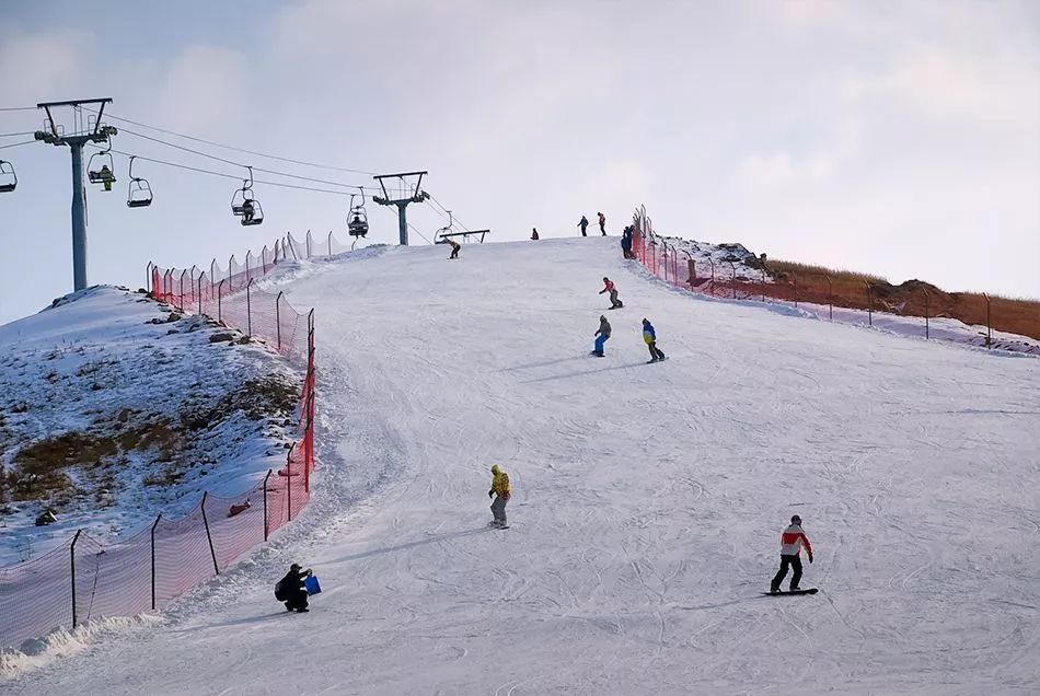 即墨天泰滑雪场图片