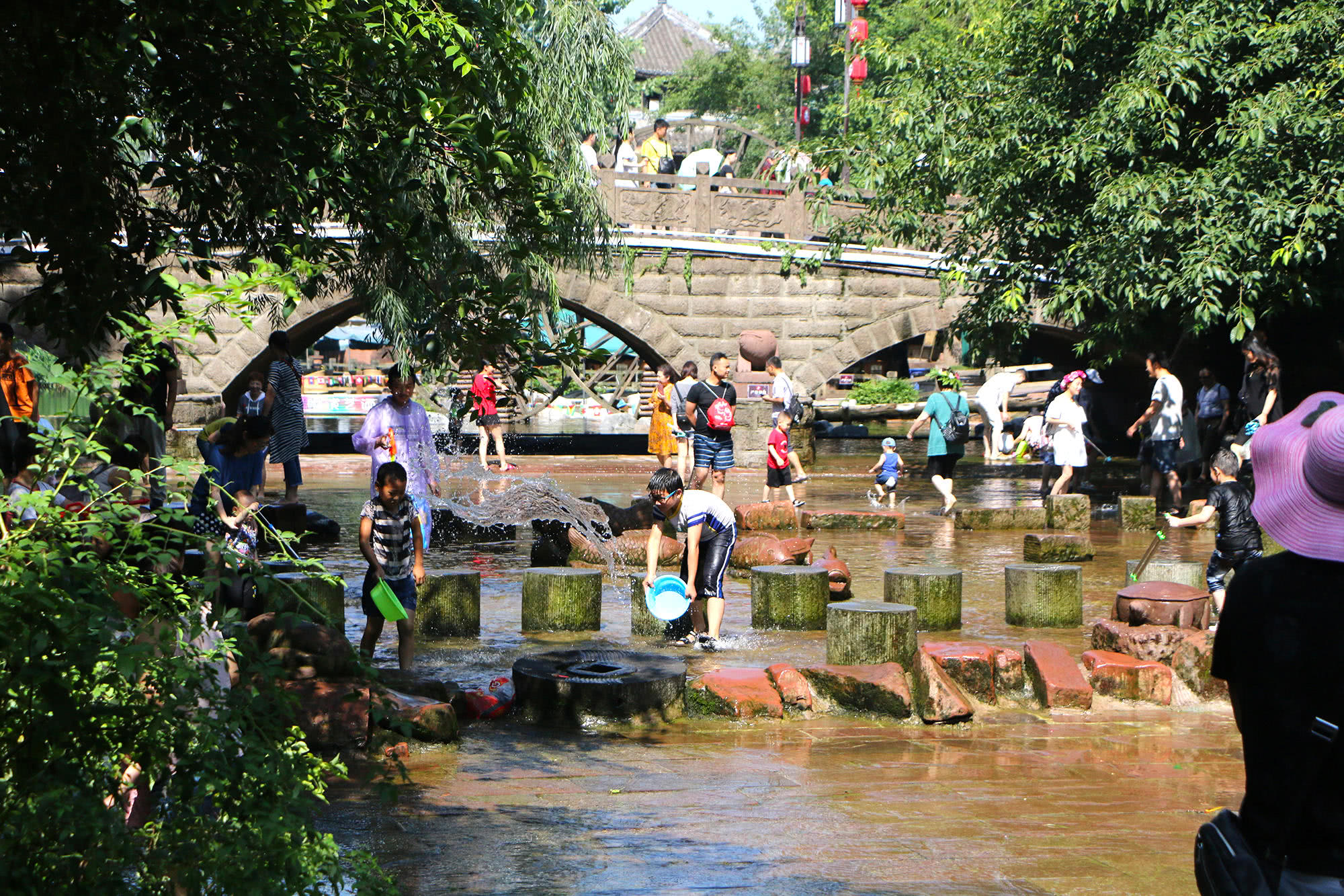安仁古镇玩水的地方图片