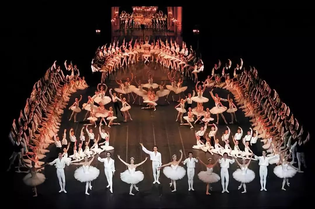 知识浪漫之都的浪漫芭蕾法国巴黎歌剧院芭蕾舞团