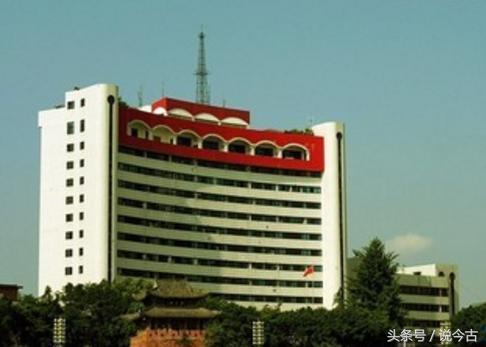 实拍四川省21个地级市(州)政府办公大楼,成都的