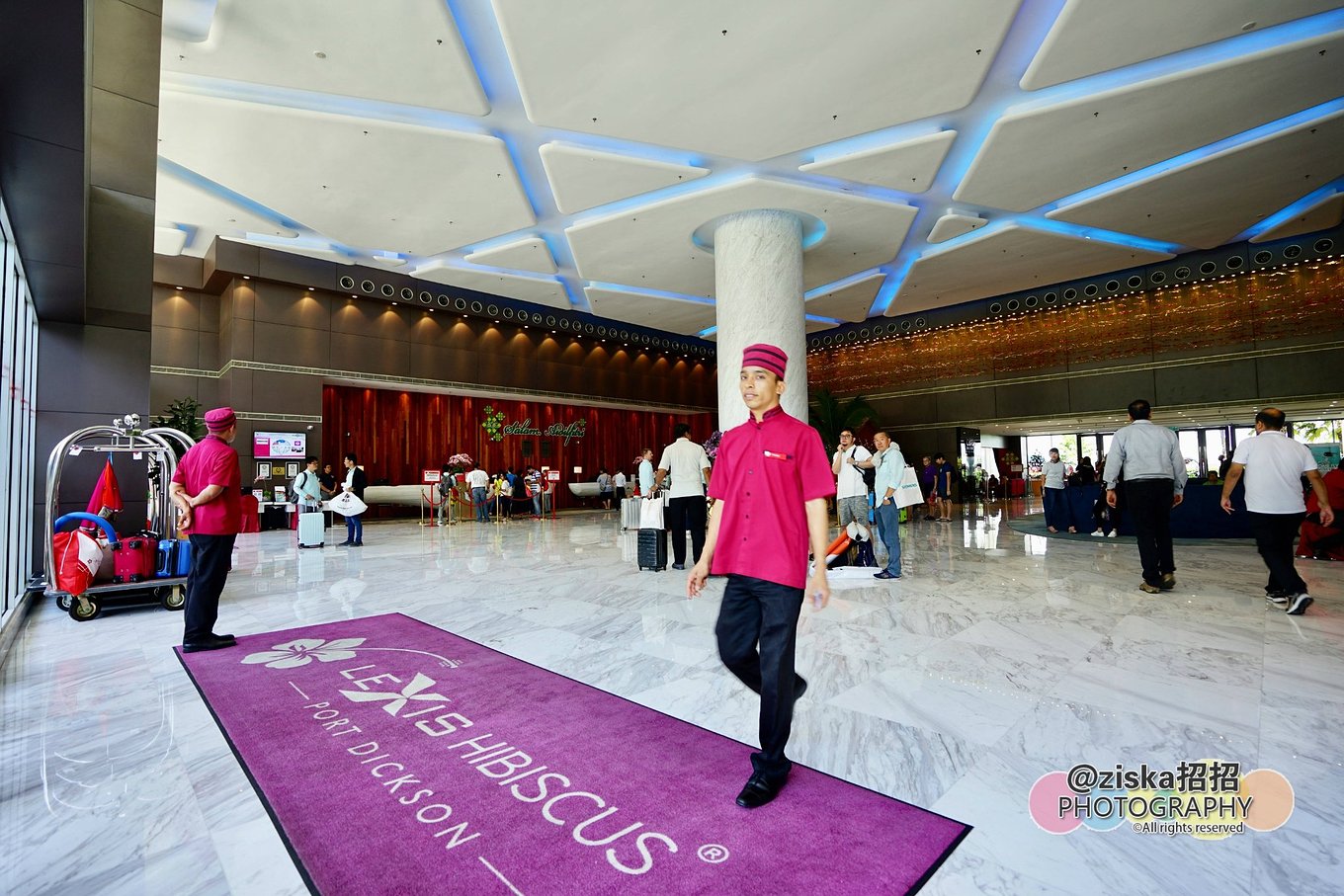 打卡马来西亚网红酒店--丽昇大红花海上别墅！