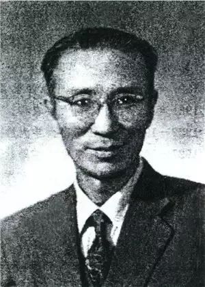 孙醒东杨允奎(1902—1970)1921年入北京清华学堂留美预备部,1928年