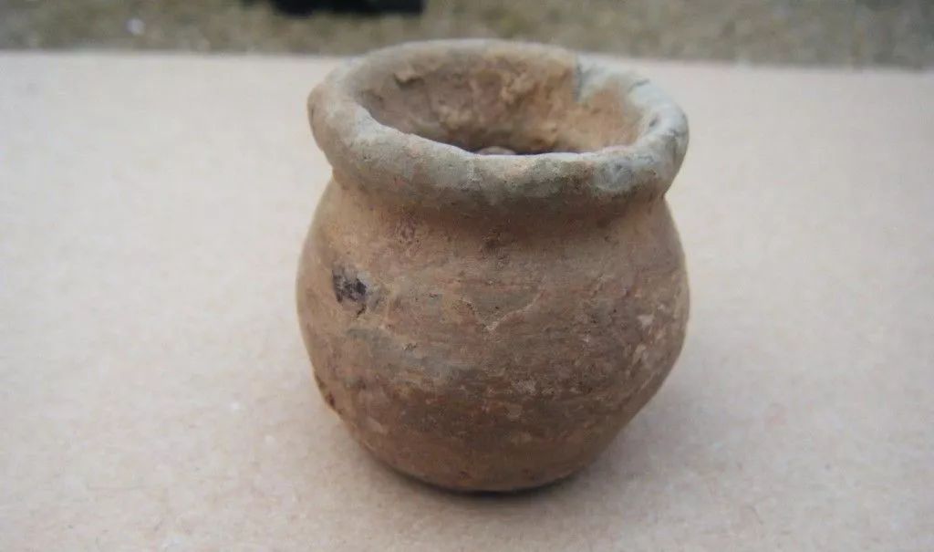江油崖墓群又发现宝贝啦,堪称以往发现的上千件陶器的始祖!