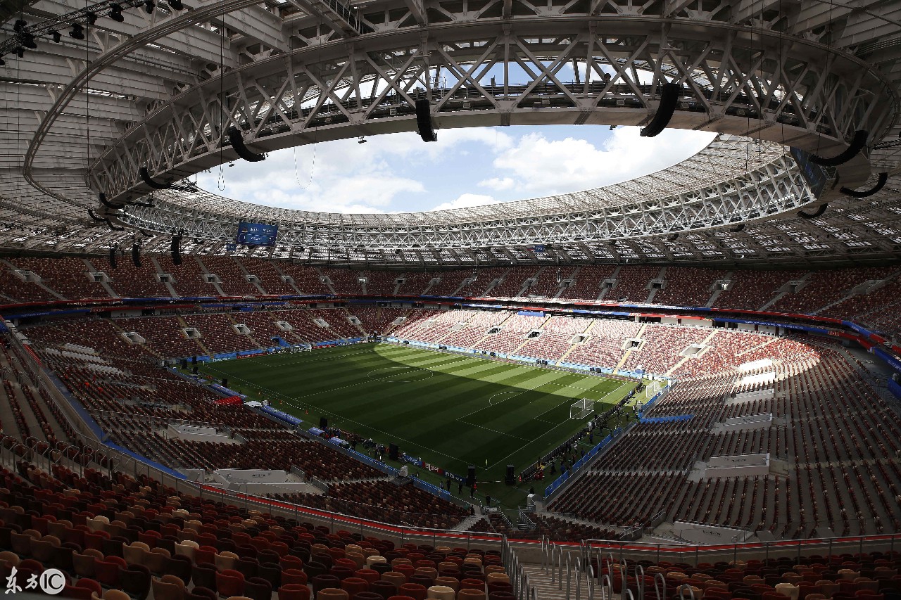 距离世界杯开幕仅有1小时,提前带你看看莫斯科卢日尼基体育场!