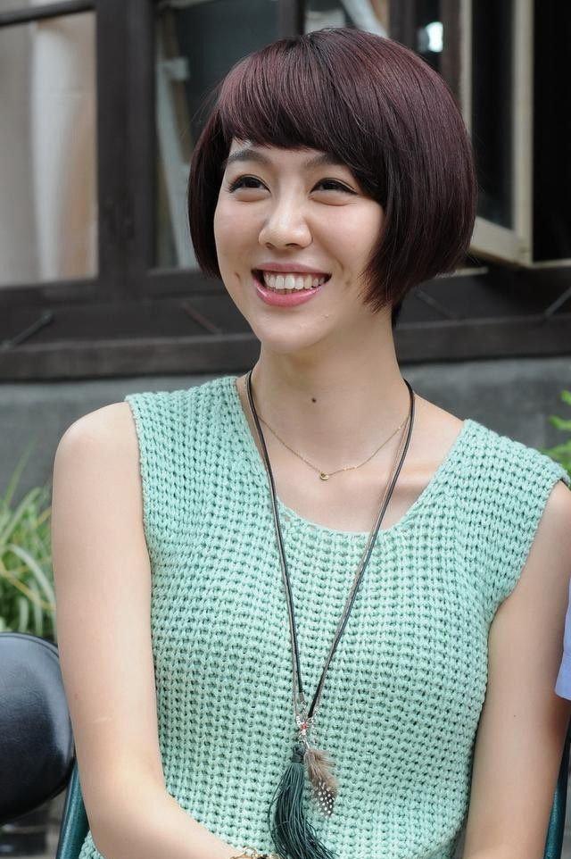 姜妍,一个多才多艺,身材不输柳岩的女星