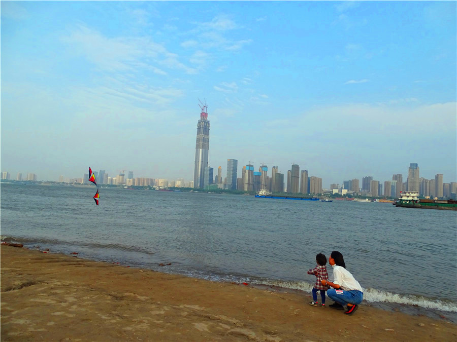 十里江灘全是園漢口江灘景不斷武漢漢口江灘公園美景