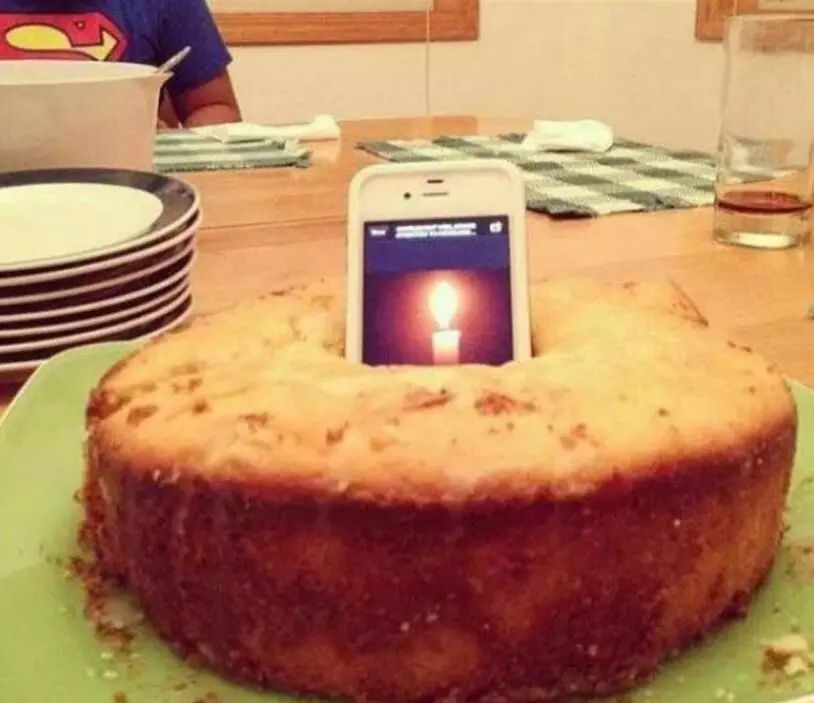 最穷的生日蛋糕图片