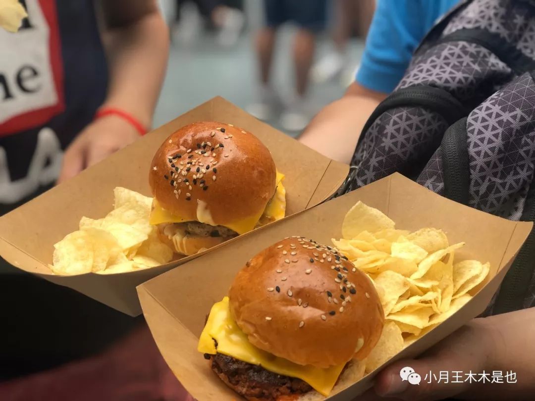 北京看球請你舉起漢堡burgerfestival