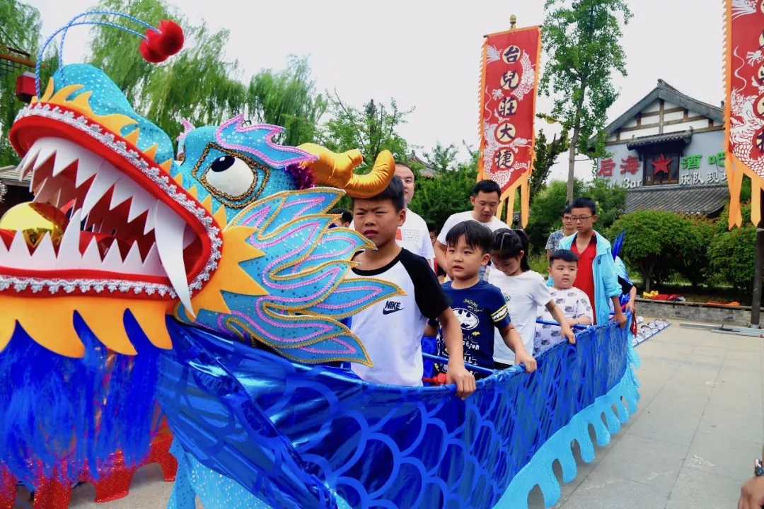 台儿庄古城第二届中华端午文化节盛大开启旱地赛龙舟妙趣迎端午