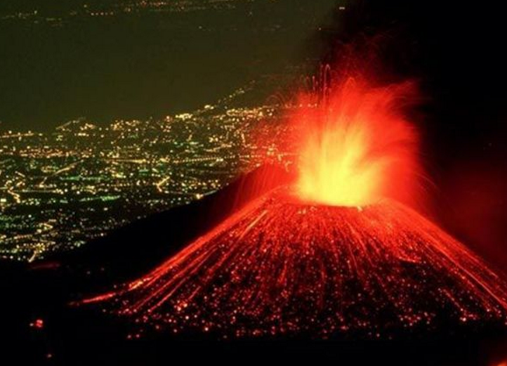 好神奇 夏威夷火山爆发下起宝石雨 最高价值每克拉450美元