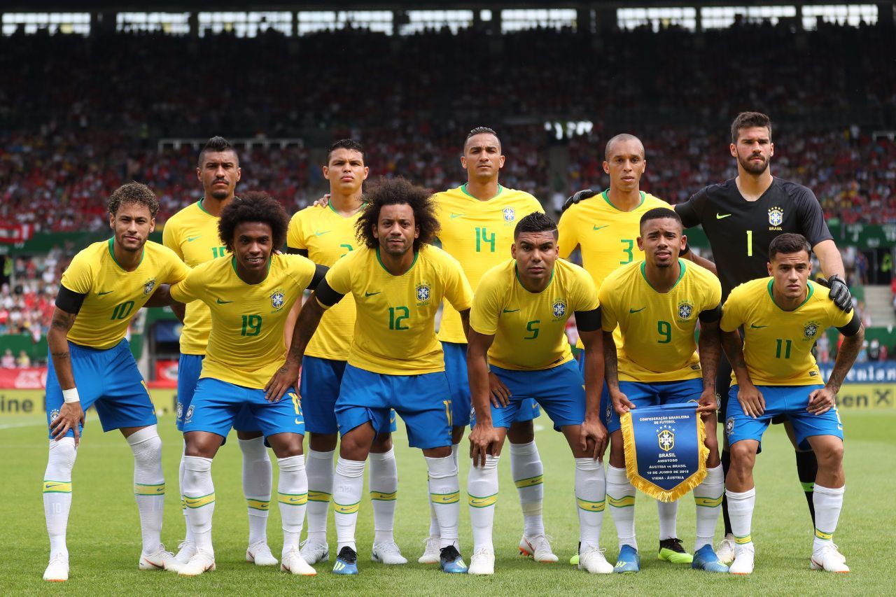 包含世界杯巴西队名单的词条