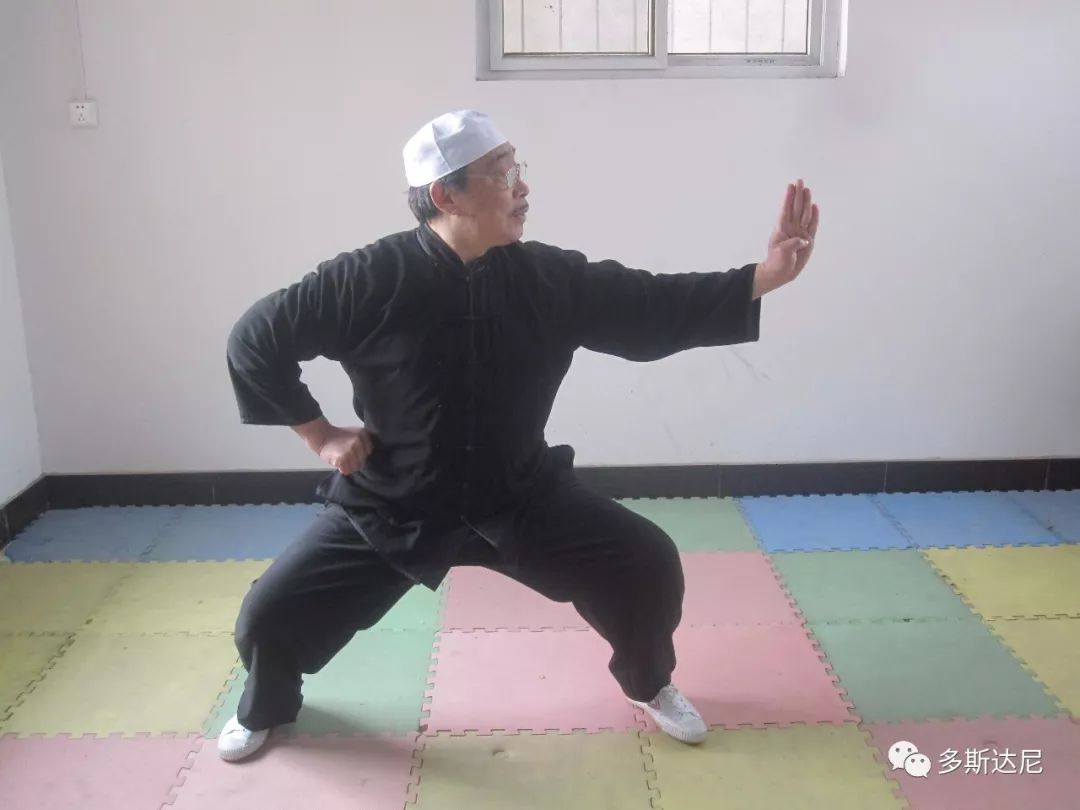 汤瓶七式拳简称汤瓶拳或七式门七式拳