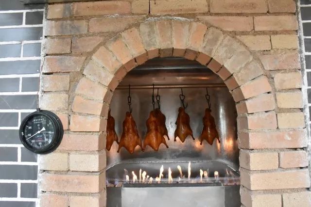 砖砌烤鸭挂炉施工图图片