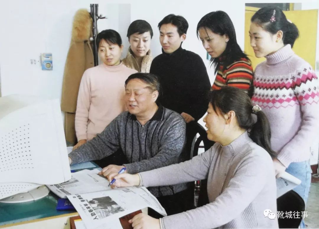 李增奇(中坐者)王毓安(前中)