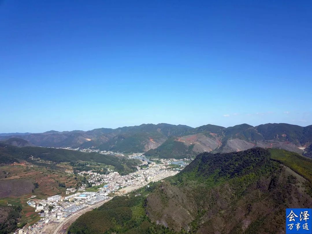 会泽高空下的乡村之五南大门待补镇