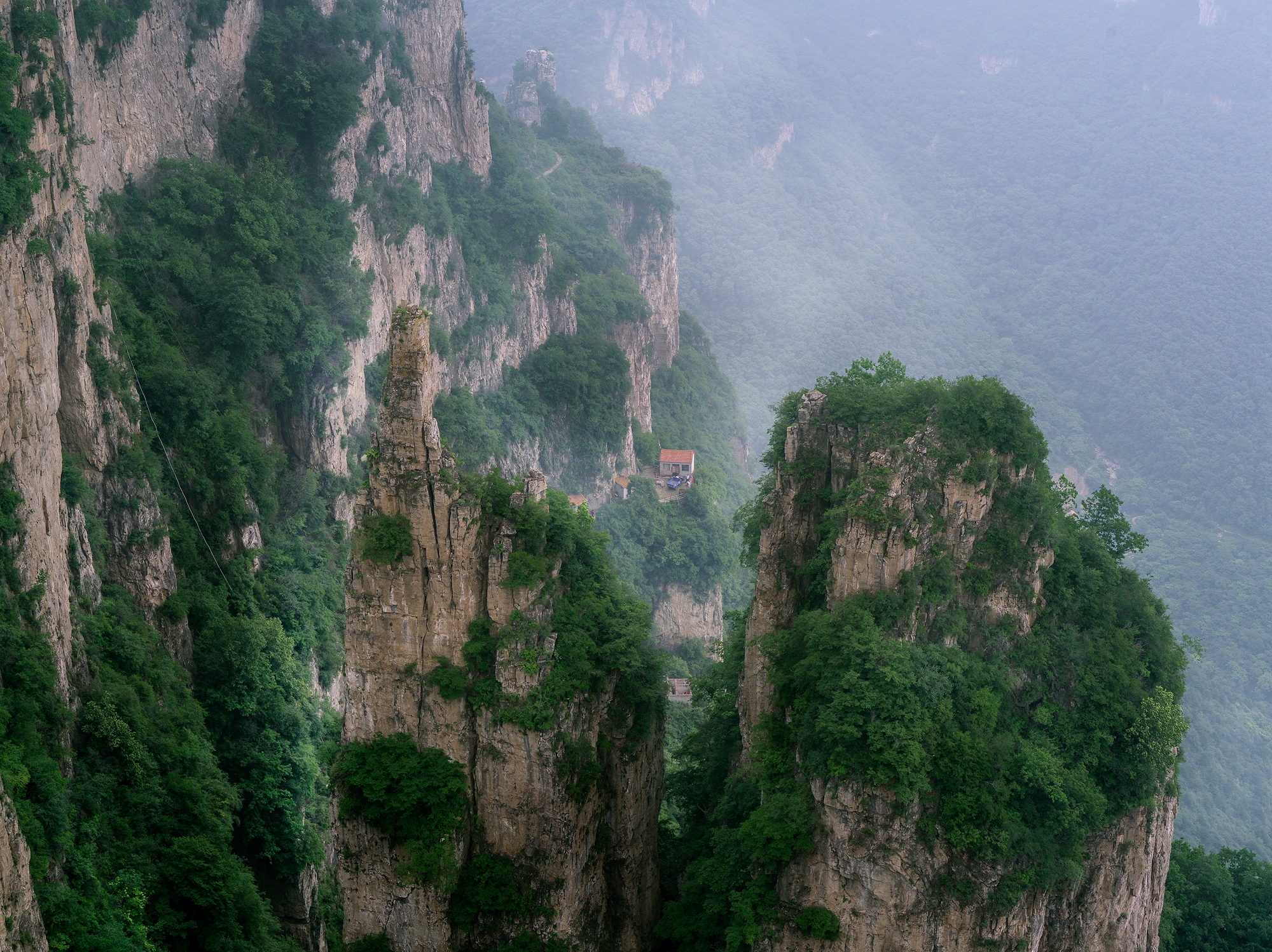 峰错峰,弯套湾的小西天美景