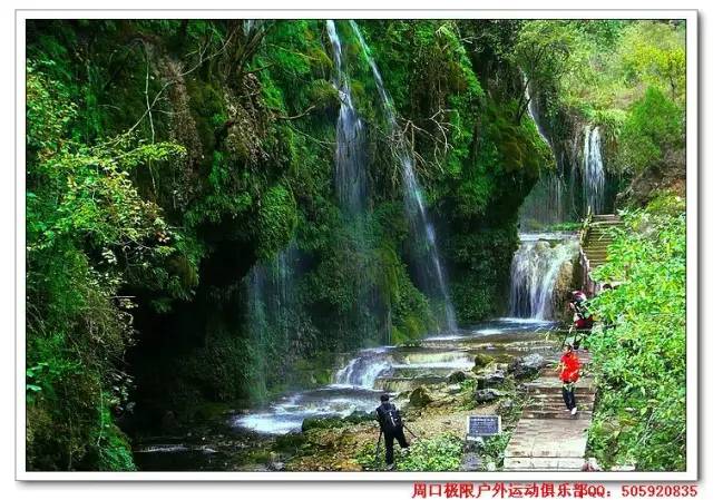 坐禪谷景區位於淅川縣倉房鎮丹江口水庫西岸,是一處難得的精品峽谷