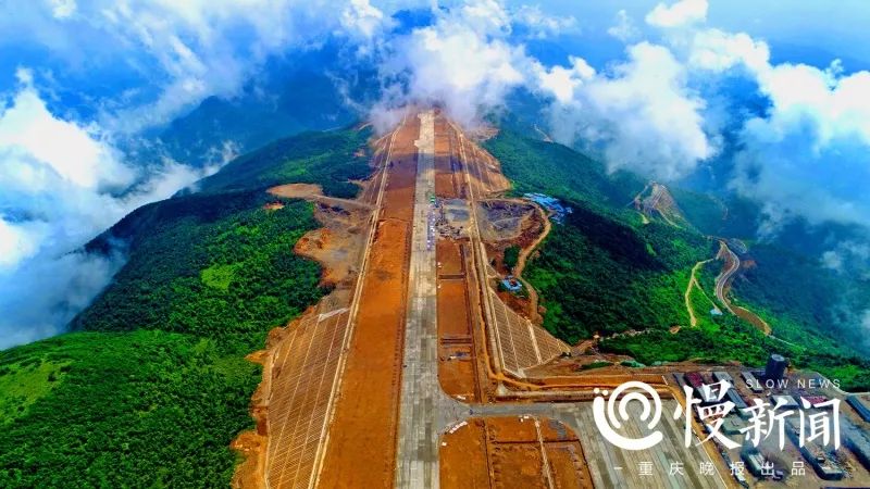 鳥瞰雲端航母!巫山機場最全最美的文圖都在這裡