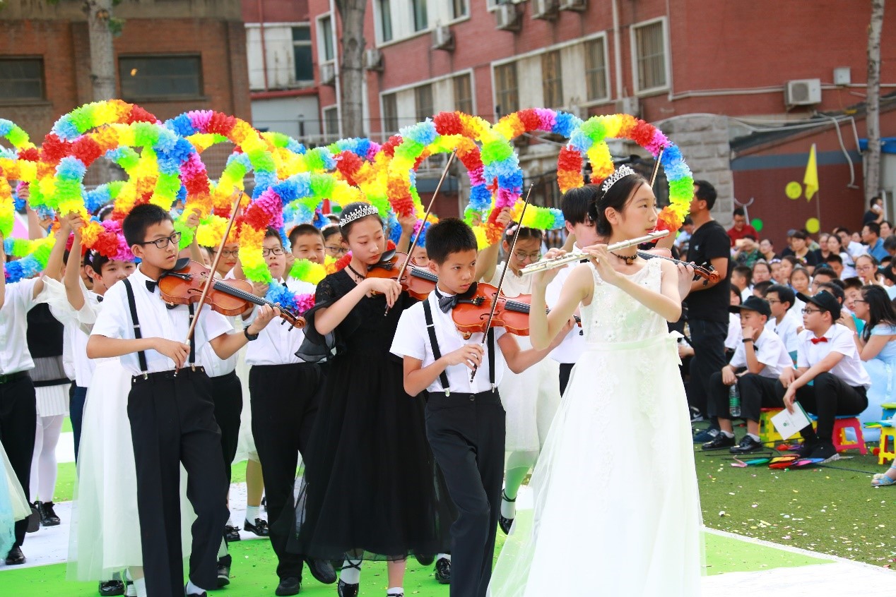 北京市翠微小學舉行2018屆學生畢業典禮