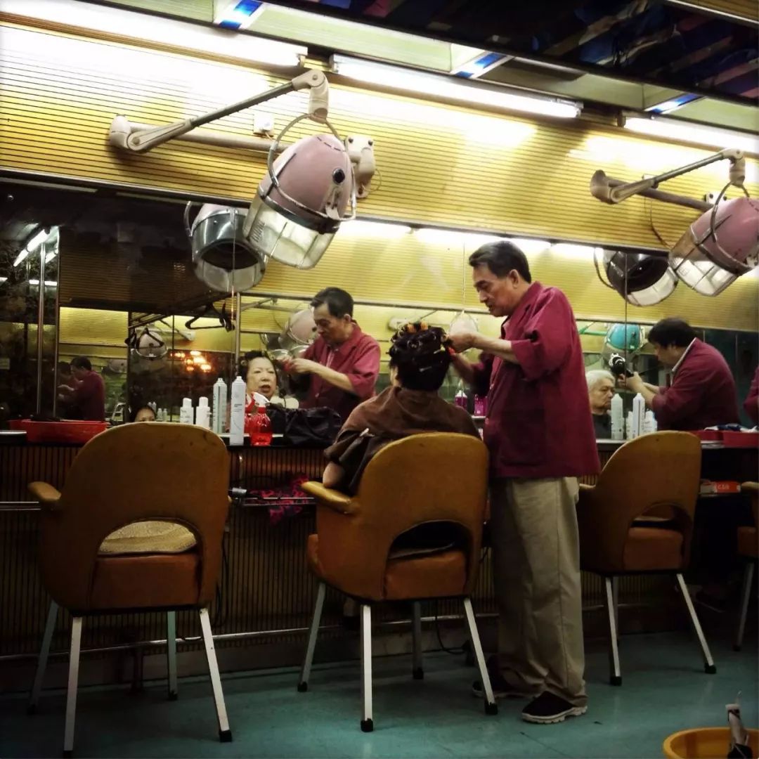遗落在香港北角的上海理发店是80年代时髦的代名词