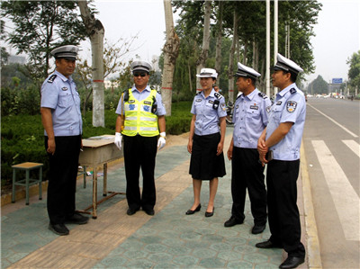 临汾北城交警队张小义图片