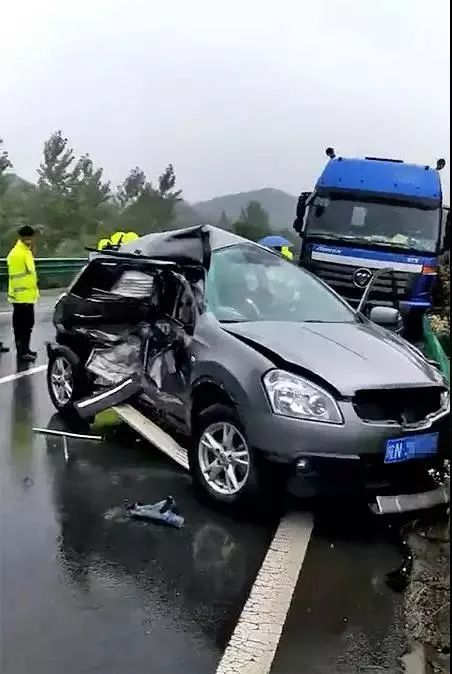 安徽前两天发生的车祸图片