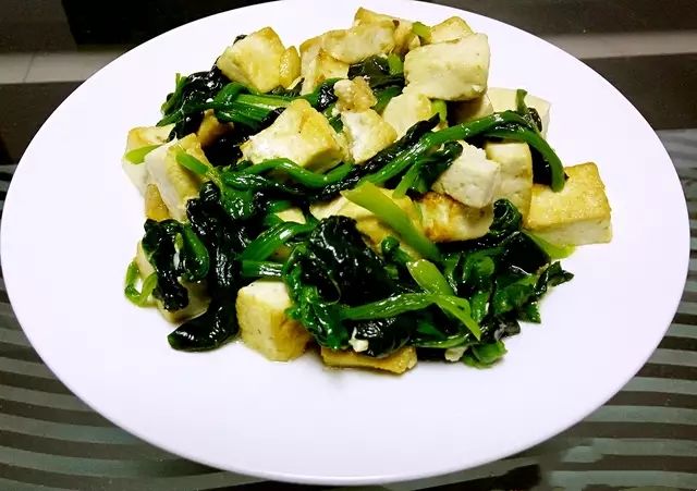 豆腐菠菜可以一起吃吗图片