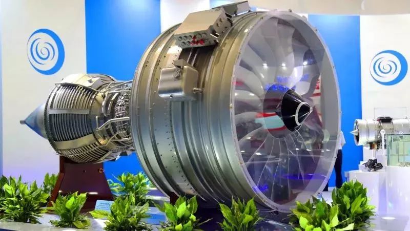 本次展会上,中国航发集中展出多型涡扇,涡轴,涡桨等民用航空发动机